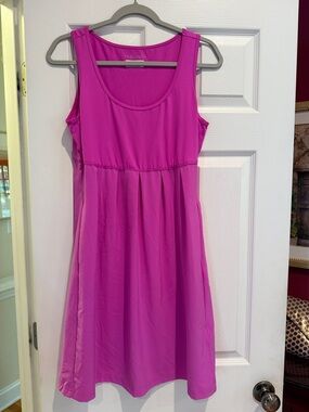 Columbia Bright Fuchsia Performance dress - Sun Protection